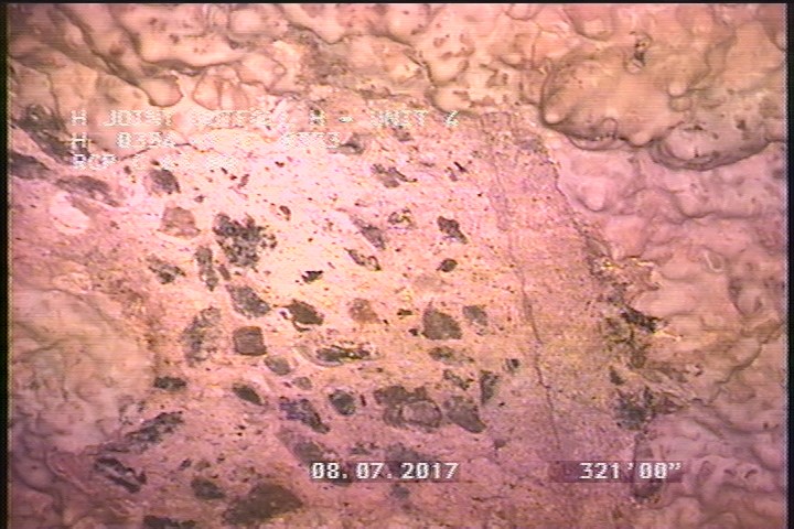 Surface Aggregate Visible, from 11 to 12 o'clock, within 8 inches of joint: YES - SEVERE AGG