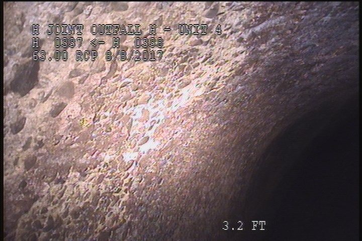 Surface Aggregate Visible, from 10 to 02 o'clock, within 8 inches of joint: NO