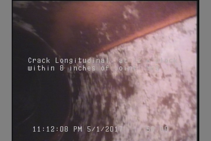 Crack Longitudinal, at 12 o'clock, within 8 inches of joint: YES