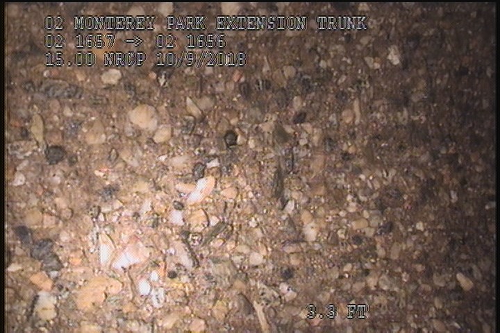 Surface Aggregate Missing, from 08 to 04 o'clock, within 8 inches of joint: YES, Start - SEVERE AGG
