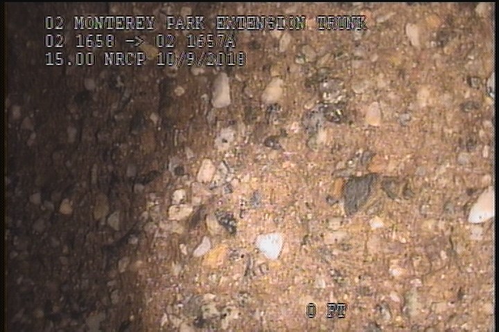 Surface Aggregate Missing, from 09 to 03 o'clock, within 8 inches of joint: YES, Start - SEVERE AGG