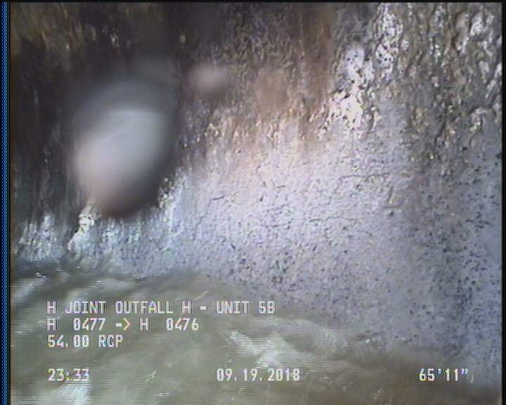 Deposits Attached Grease, 5 %of cross sectional area, from 04 to 08 o'clock, , within 8 inches of joint: YES, Start