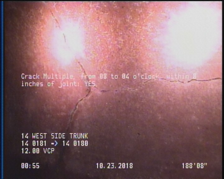 Crack Multiple, from 08 to 04 o'clock, within 8 inches of joint: YES