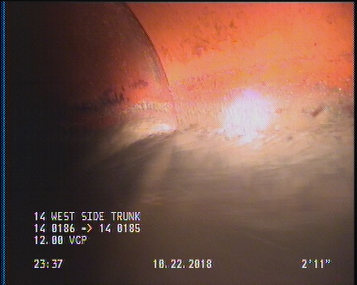 Deposits Attached Grease, 5 %of cross sectional area, from 05 to 07 o'clock, , within 8 inches of joint: YES, Start