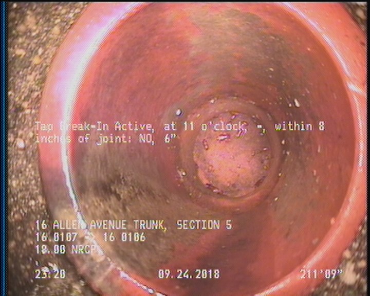 Tap Break-In Active, at 11 o'clock, -, within 8 inches of joint: NO, 6"