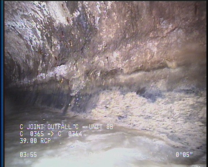 Deposits Attached Grease, 5 %of cross sectional area, from 04 to 08 o'clock, , within 8 inches of joint: YES, Start