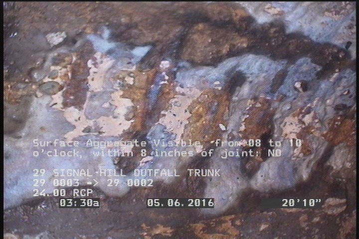 Surface Aggregate Visible, from 08 to 10 o'clock, within 8 inches of joint: NO