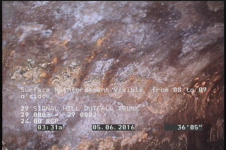Surface Reinforcement Visible, from 08 to 09 o'clock, within 8 inches of joint: NO, Start - SPORADICALLY