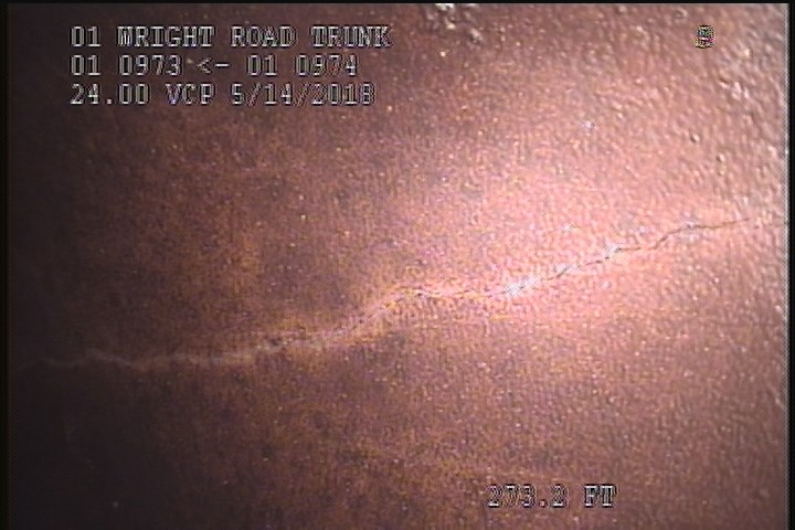 Fracture Longitudinal, at 12 o'clock, within 8 inches of joint: YES, Start - SL