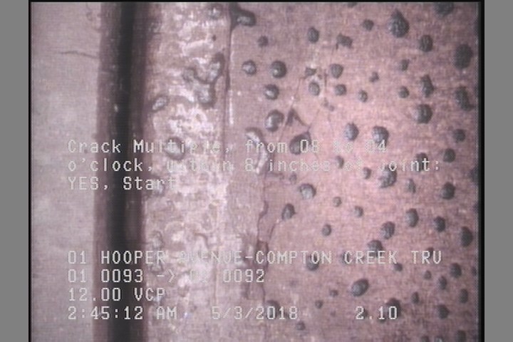 Crack Multiple, from 08 to 04 o'clock, within 8 inches of joint: YES, Start