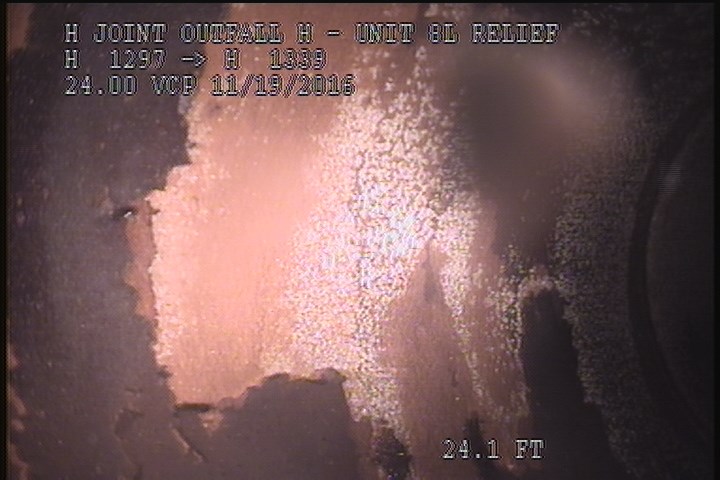 Surface Spalling, from 09 to 03 o'clock, within 8 inches of joint: NO - THIN OUTER LAYER