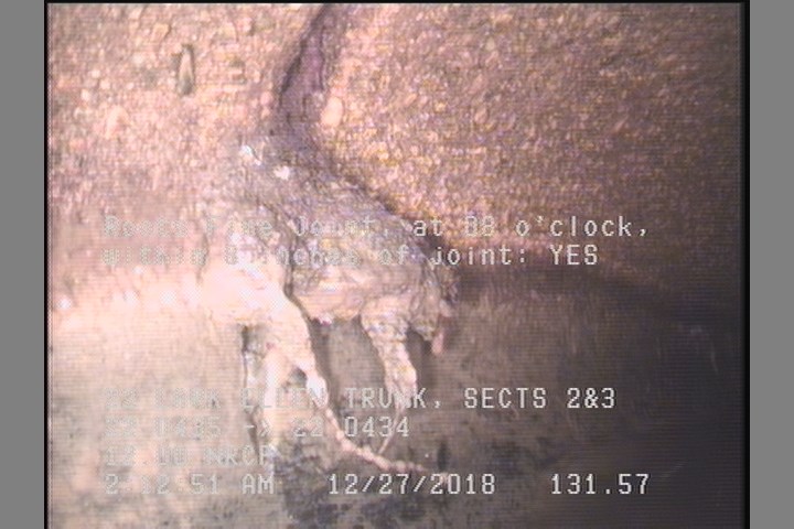 Roots Fine Joint, at 08 o'clock, within 8 inches of joint: YES