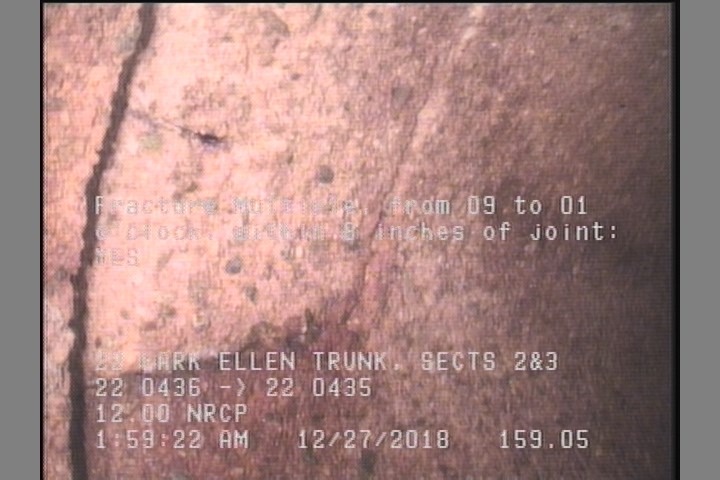 Fracture Multiple, from 09 to 01 o'clock, within 8 inches of joint: YES
