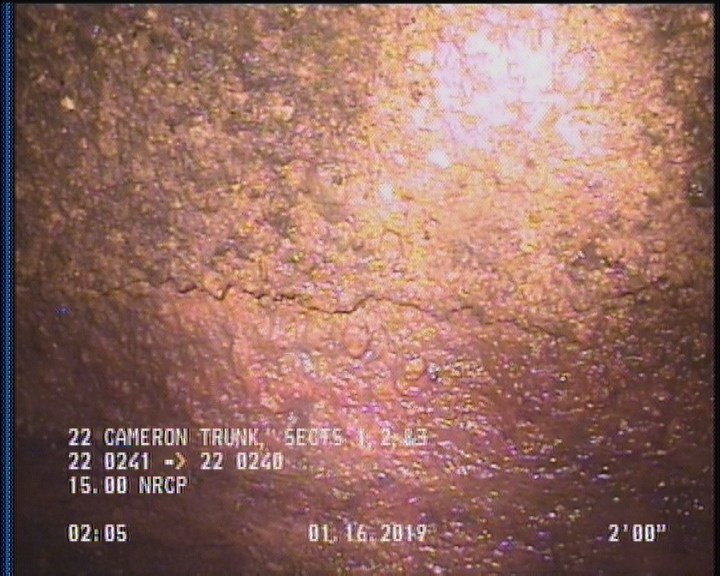Surface Spalling, from 08 to 04 o'clock, within 8 inches of joint: YES, Start