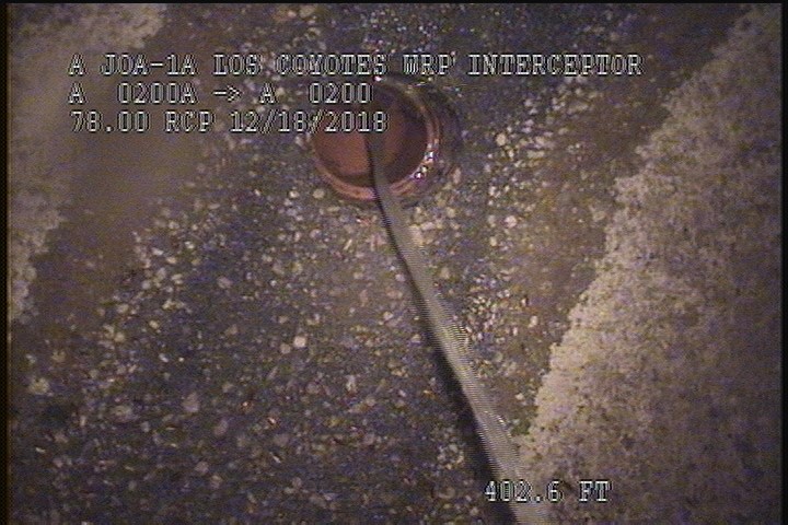 Tap Factory Made Active, at 12 o'clock, -, within 8 inches of joint: NO, 8"