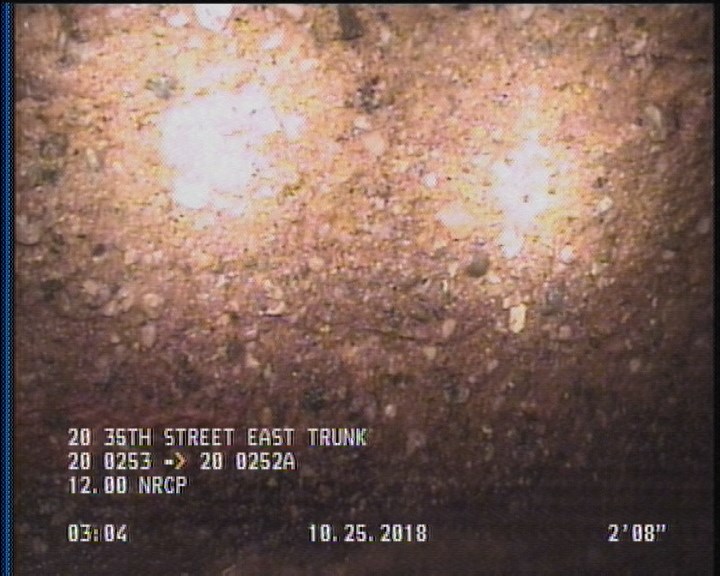 Surface Aggregate Projecting, from 09 to 03 o'clock, within 8 inches of joint: YES, Start