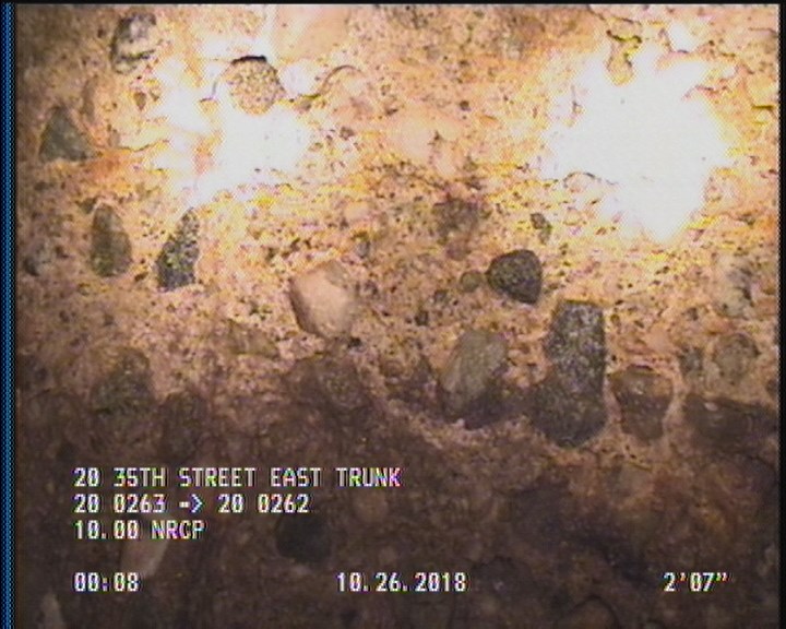 Surface Aggregate Projecting, from 09 to 03 o'clock, within 8 inches of joint: YES, Start