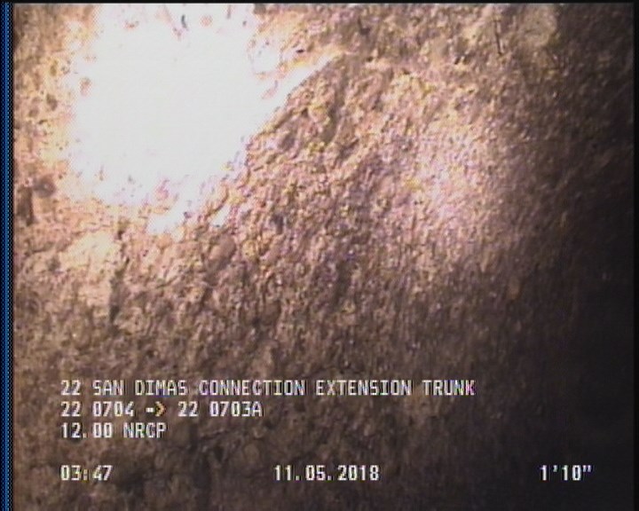 Surface Aggregate Projecting, from 08 to 04 o'clock, within 8 inches of joint: YES, Start