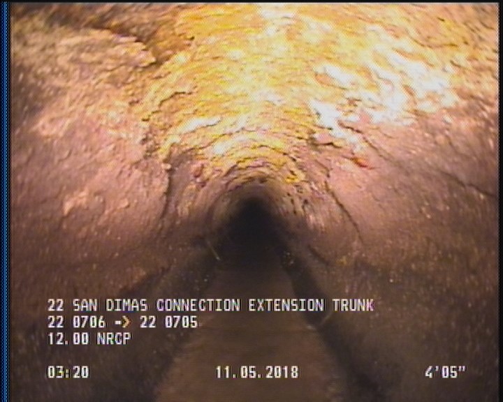 Surface Spalling, from 08 to 04 o'clock, within 8 inches of joint: YES, Start