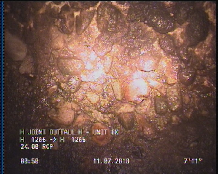 Surface Aggregate Projecting, from 09 to 03 o'clock, within 8 inches of joint: YES, Start
