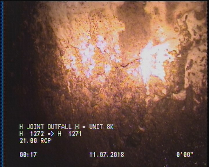 Surface Spalling, from 09 to 03 o'clock, within 8 inches of joint: YES, Start