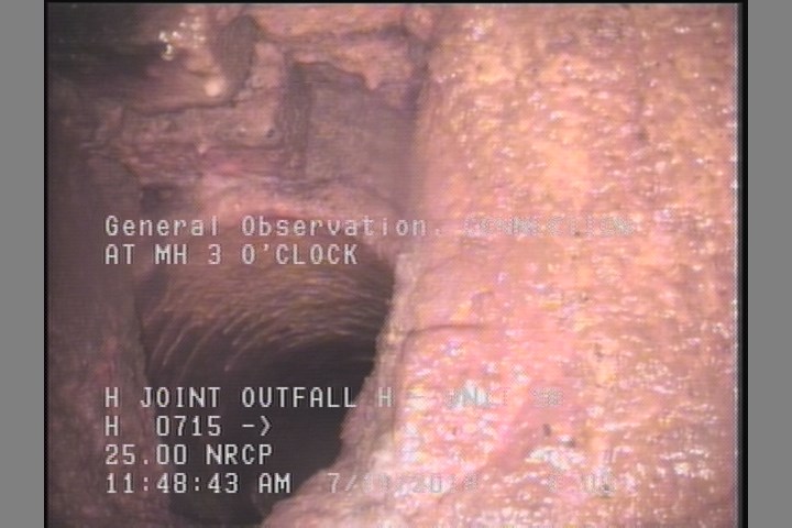 General Observation - CONNECTION AT MH 3 O'CLOCK