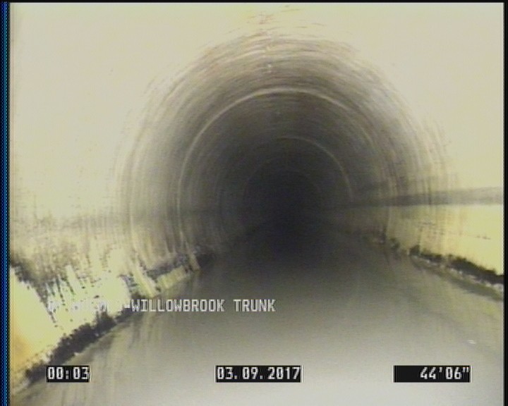 Deposits Attached Grease, 5 %of cross sectional area, from 04 to 08 o'clock, , within 8 inches of joint: YES, Start