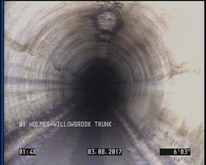 Deposits Attached Grease, 5 %of cross sectional area, from 04 to 08 o'clock, , within 8 inches of joint: YES, Start