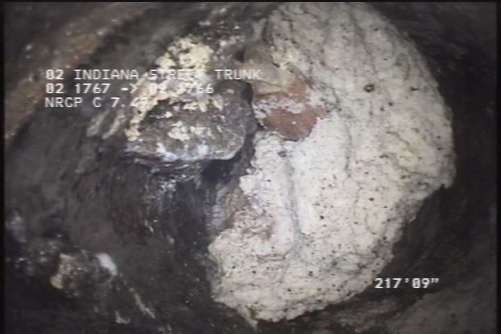 Tap Factory Made Defective, at 10 o'clock, -, within 8 inches of joint: NO, 6" - OPEN- 80% GREASE