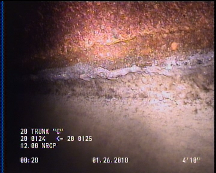 Deposits Attached Grease, 10 %of cross sectional area, from 04 to 08 o'clock, , within 8 inches of joint: YES, Start