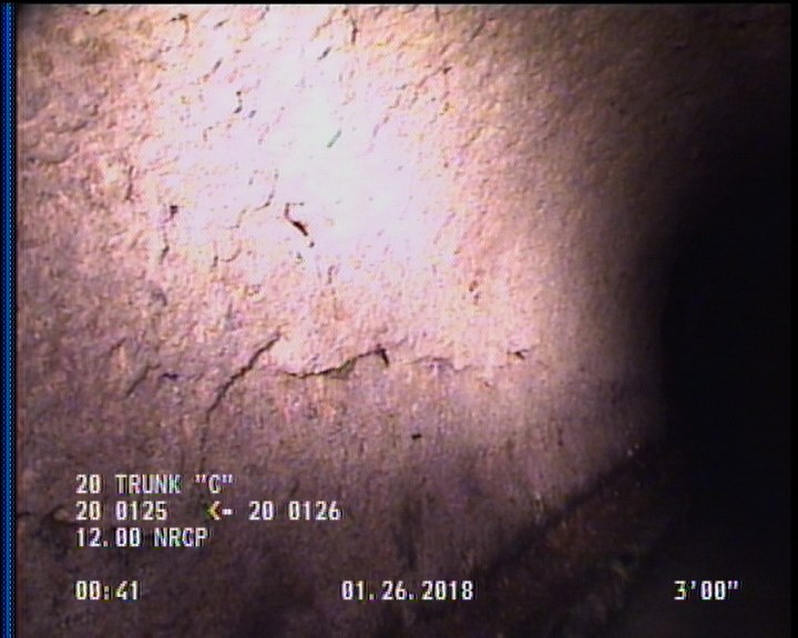 Surface Spalling, from 08 to 04 o'clock, within 8 inches of joint: YES, Start