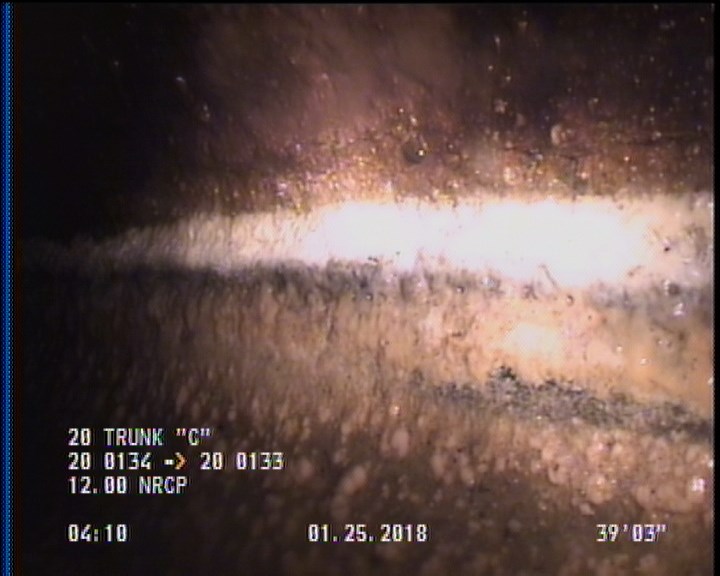 Deposits Attached Grease, 10 %of cross sectional area, from 04 to 08 o'clock, , within 8 inches of joint: YES, Start