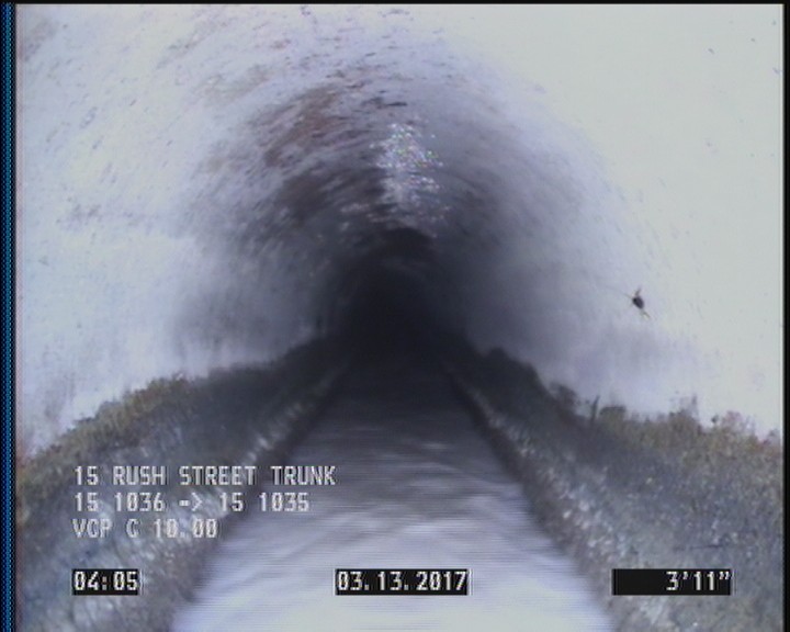 Deposits Attached Grease, 5 %of cross sectional area, from 04 to 08 o'clock, , within 8 inches of joint: YES, Start