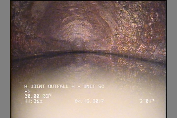 Survey Abandoned - VIEW OF THE U/S SIPHON FROM D/S MH