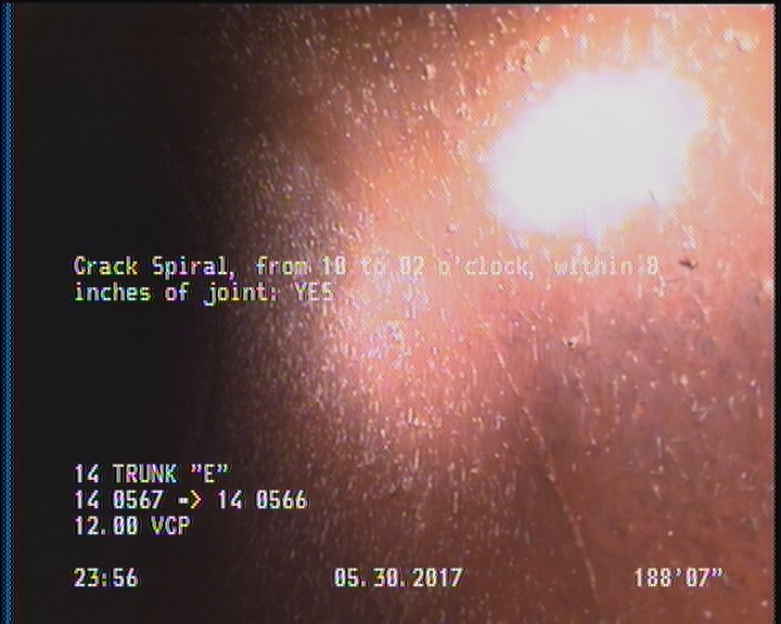 Crack Spiral, from 10 to 02 o'clock, within 8 inches of joint: YES