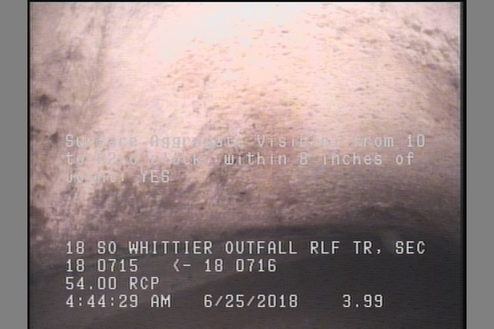 Surface Aggregate Visible, from 10 to 02 o'clock, within 8 inches of joint: YES