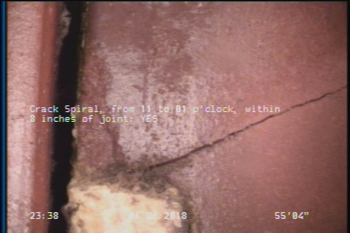 Crack Spiral, from 11 to 01 o'clock, within 8 inches of joint: YES, Start
