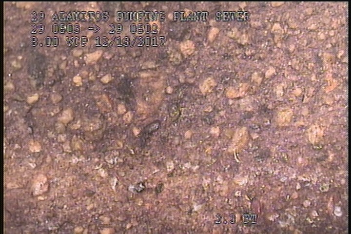 Surface Aggregate Projecting, from 07 to 05 o'clock, within 8 inches of joint: YES, Start - MODERATE AGG SPORATIC