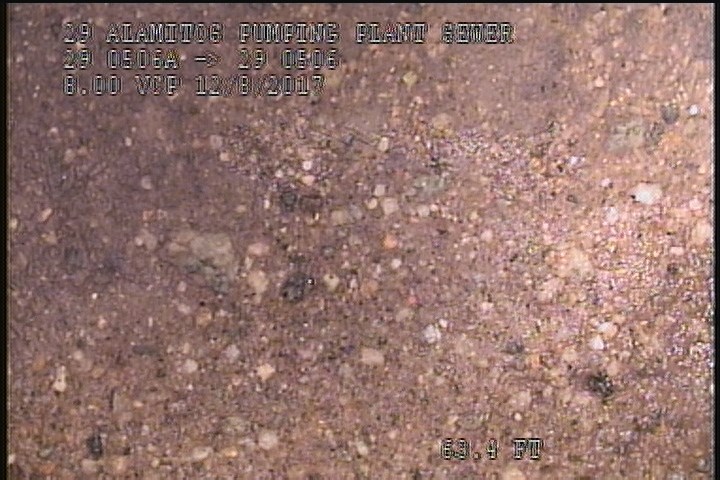 Surface Aggregate Visible, from 02 to 10 o'clock, within 8 inches of joint: YES, Start - MODERATE AGG SPORATIC