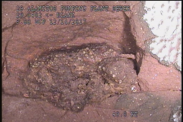 Hole, at 02 o'clock, within 8 inches of joint: YES - 1" X1"POSSIBLE