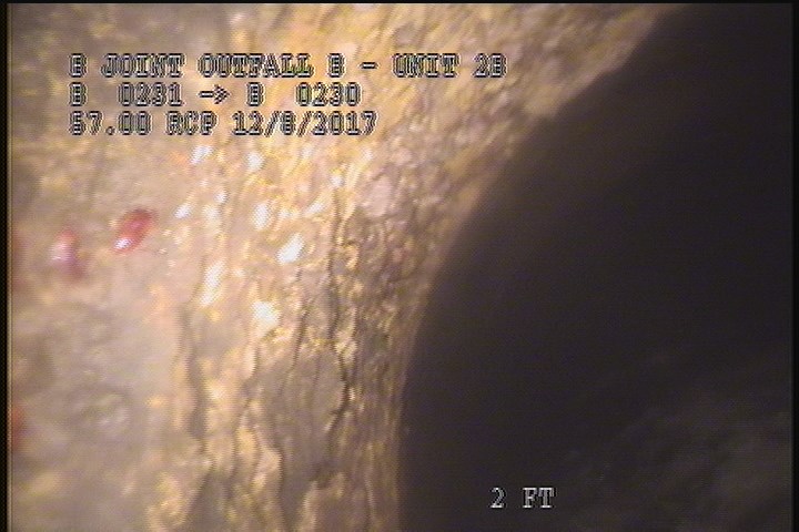 Surface Aggregate Visible, from 09 to 02 o'clock, within 8 inches of joint: YES