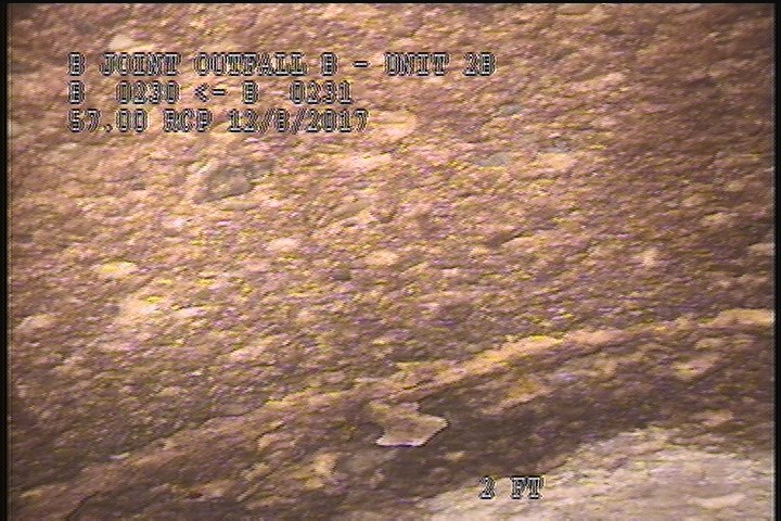 Surface Aggregate Visible, from 09 to 03 o'clock, within 8 inches of joint: YES