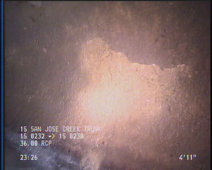 Surface Spalling, from 08 to 04 o'clock, within 8 inches of joint: YES, Start