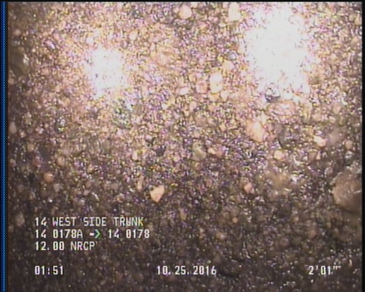 Surface Aggregate Projecting, from 09 to 03 o'clock, within 8 inches of joint: YES, Start