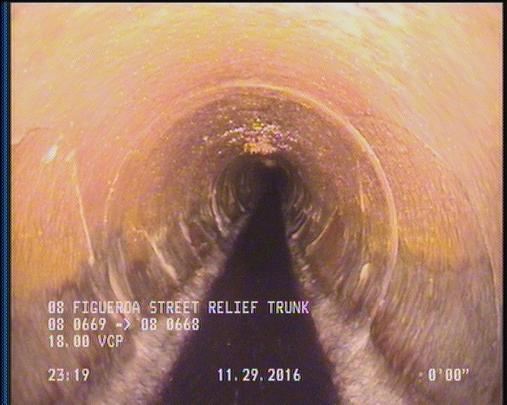 Deposits Attached Grease, 5 %of cross sectional area, from 04 to 08 o'clock, , within 8 inches of joint: YES, Start
