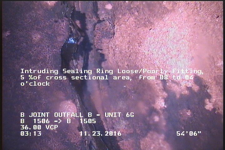 Intruding Sealing Ring Loose/Poorly Fitting, 5 %of cross sectional area, from 08 to 04 o'clock