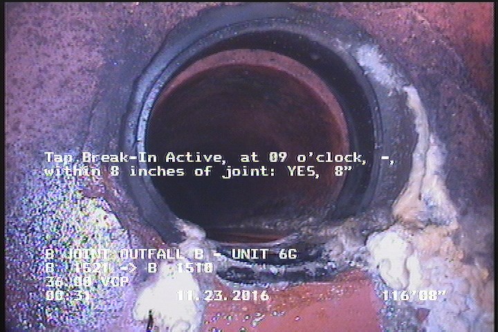 Tap Break-In Active, at 09 o'clock, -, within 8 inches of joint: YES, 8"