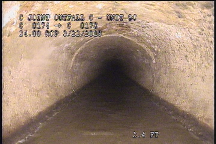 Surface Spalling, from 08 to 04 o'clock, within 8 inches of joint: YES, Start