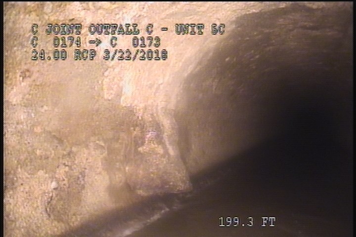 Deposits Attached Grease, 5 %of cross sectional area, from 07 to 08 o'clock, , within 8 inches of joint: YES
