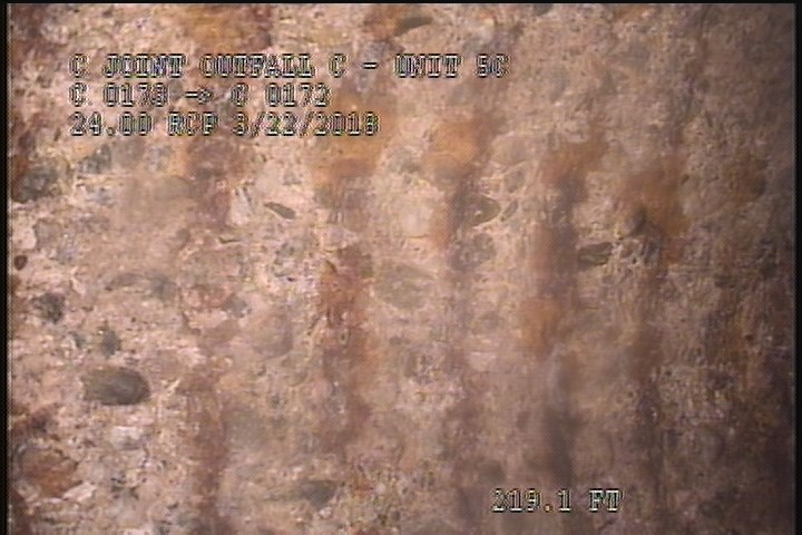 Surface Reinforcement Visible Chemical, from 09 to 12 o'clock, within 8 inches of joint: YES